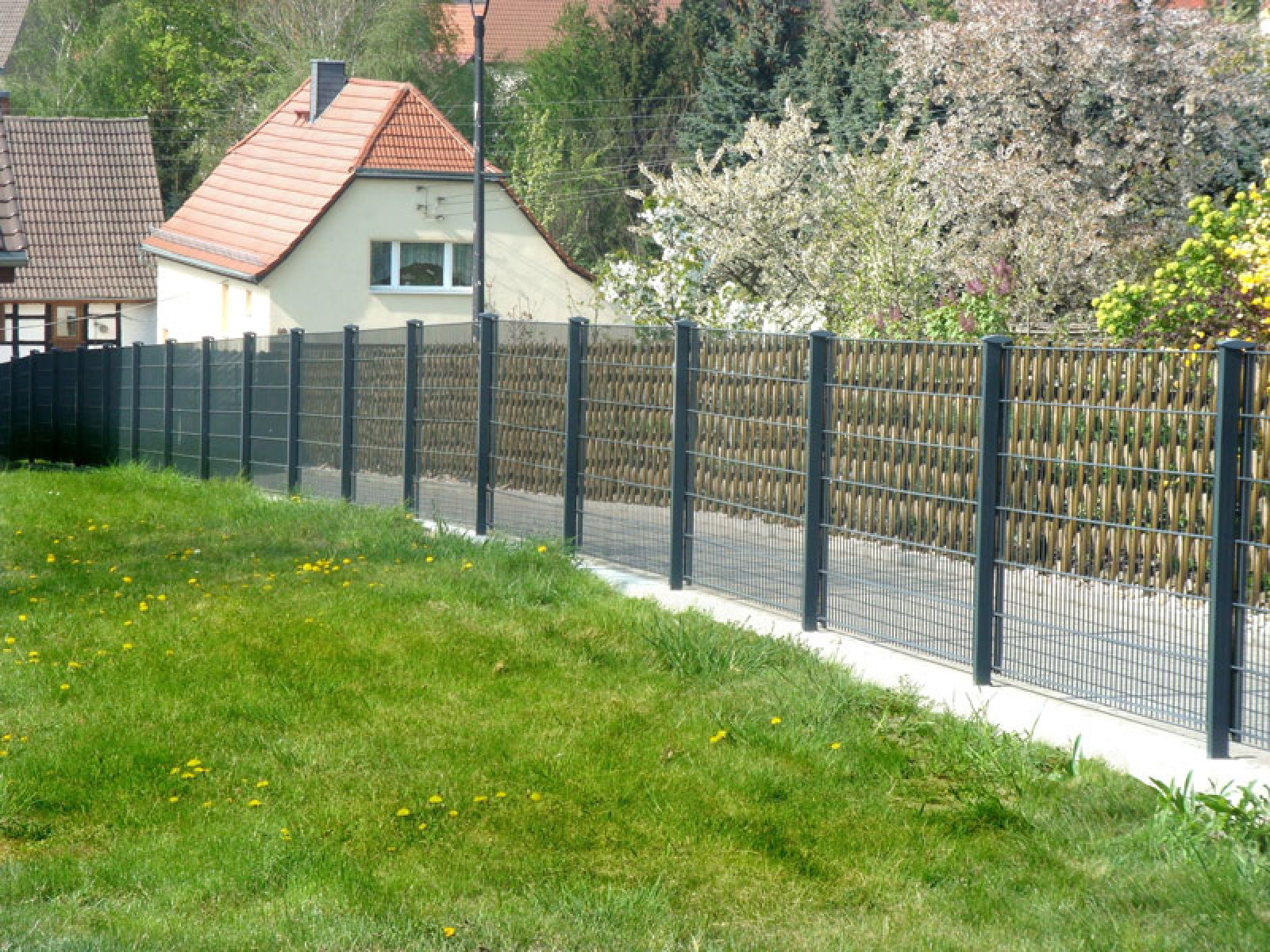 LEGI Komplettzaun Steigungsgitter mit FitPfosten